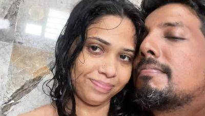 Happy Ending - First Time Stepsister Caught Bathing in Mumbai - Apple Porn Fingering & Deep Throat - veryfreeporn.com - India