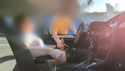Horny Stranger Catches Me Jerking Off in Car - Public Handjob & Big Cock Cumshot - veryfreeporn.com - Germany