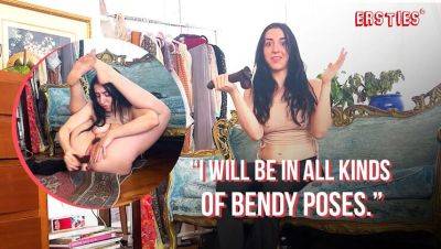 German Amateur Natasha Squirts Hard on Dildo - Contortionist Solo Masturbation - porntry.com - Germany