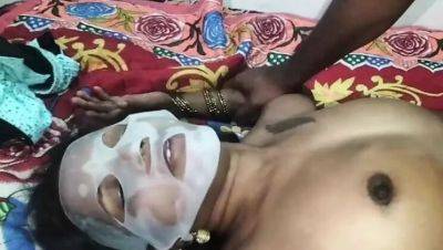 Hot South Indian Wife Gets Rough Missionary Fuck - Tamil Aunty Moans Loud - porntry.com - India