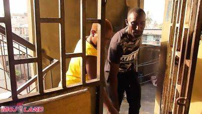 Hot Nigerian MILF Gets Fucked Hard By BBC Stranger - Amateur Big Ass Cowgirl Riding - veryfreeporn.com - Nigeria