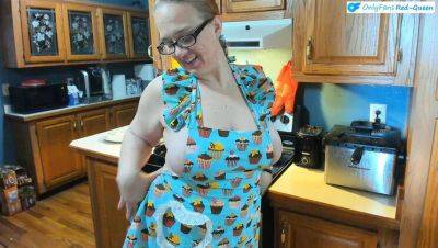 Busty Redhead MILF Cooks Breakfast Naked in Apron - Hot Homemade Submission - porntry.com - Usa