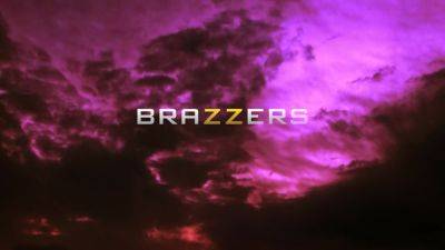 Samantha Bentley - Slut Wars: The Vagina Squirts Back With Samantha Bentley, Danny D - Brazzers - hotmovs.com - Britain