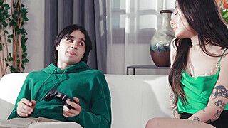 Ill suck your cock if you do the chores - ah-me.com