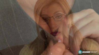 Executive Sex - hotmovs.com