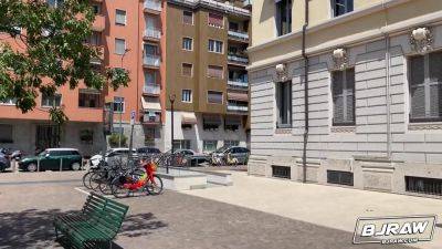 Sara's Italian Blowjob - BJRAW - hotmovs.com - Italy