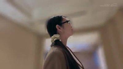 LYUJPRNWGLJAZRYBWJ52SDNM512 - upornia.com