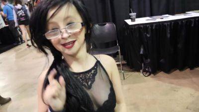 2018 Exxxotica Chicago - hotmovs.com