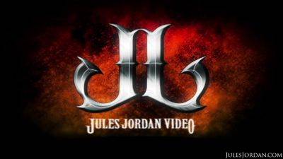 Megan Rain Young And Glamorous Teen Dp'd - Exclusive Scene - JulesJordan - hotmovs.com