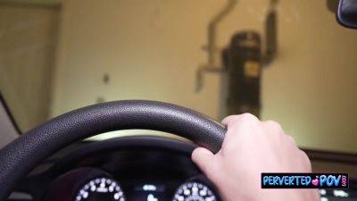 Arabic Milf Seduces Her Russian Driver - hotmovs.com - Russia - Usa