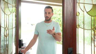 Cubbi Thompson has a very big rack and Lucas wants to motorboat them - hotmovs.com - Usa