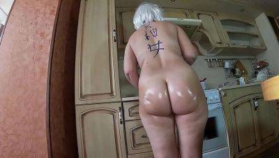 MILF stepmom gets on her knees and sucks stepson's cock before anal fuck - porntry.com