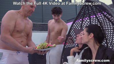 FamilyScrew Sticks Together for Better or Worse - hotmovs.com