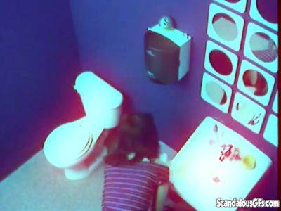 Solo slut masturbating in the office finger fucking - hotmovs.com