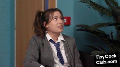 Mean SPH temptress mocks incel - hotmovs.com