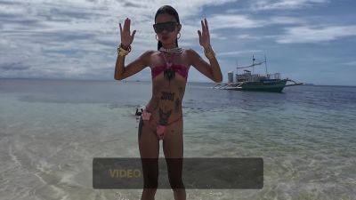 Relaxing Anus In The Soft Salty Ocean Water Before Anal Sex On The Kitchen Table - hclips.com