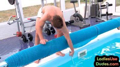 Pathetic incel pegged by dominant brit baes - hotmovs.com