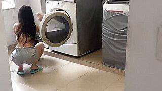 I find my neighbor alone with a tremendous ass washing clothes in shorts and I fuck her for slut - ah-me.com