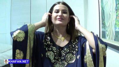 Hot Turkish Teen Brunette Gives Blowjob in Homemade Porn - Qombol - veryfreeporn.com - Turkey