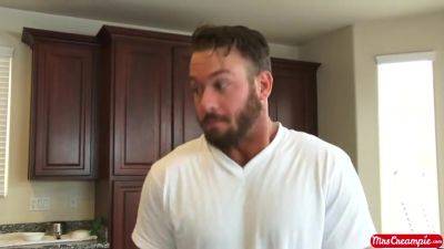 Creampie Delivery - hotmovs.com - Usa