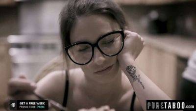 Kristen Scott - Kristen Scott takes double anal from two jocks in hot threesome - xxxfiles.com