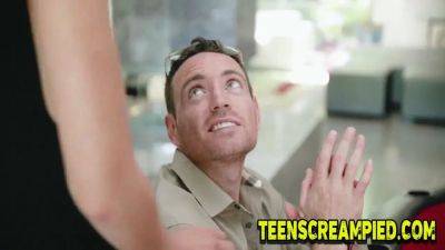 Teenage hottie gets cum inside after getting gang fucked in hd - sexu.com