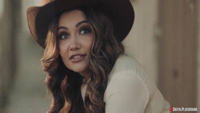 Filthy Gal Ritchie Interracial Threesome Incredible - videomanysex.com - Britain