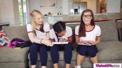 Holly Hendrix - Three slutty babes suck and ride friends dick - sexu.com