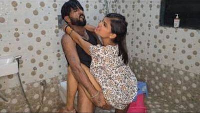 Desi Village Bhabhi Fucks Dewar Hardcore - Big Ass Doggy & Rough Sex - veryfreeporn.com - Japan - India