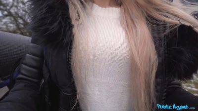 Captivating blonde micky muffin leans over & rails martin's sausage to earn some currency - fakehub - sexu.com - Germany