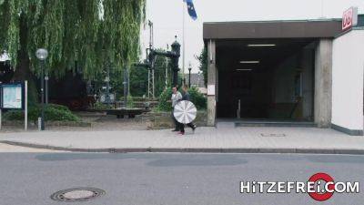 Lust Goes Through The Stomach - Hitzefrei - hotmovs.com