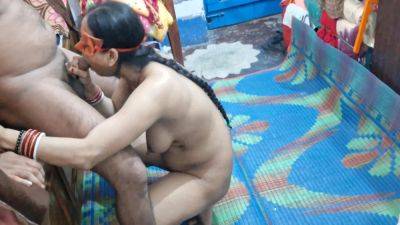 Desi Village Hot Bhabhi Ko Pella Apnay Big Lund Say - desi-porntube.com - India