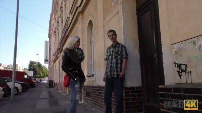 Hunt4k. wie ich meinen nachbarn näher kam - sexu.com - Czech Republic