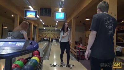 Hunt4k. innocent teen copulates with man in pub while bf is around - sexu.com - Czech Republic