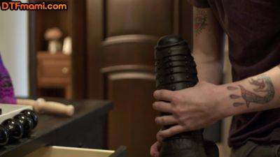 Curvy redhead MILF gets pussydrilled - txxx.com