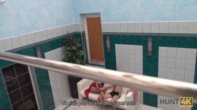 Hunt4k. aventuras sexuales en una piscina privada - sexu.com - Czech Republic