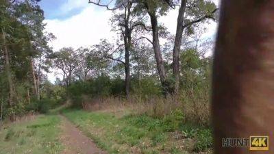 Hunt4k. naughty girl ist glucklich, analsex wool gutes geld zu haben - sexu.com - Czech Republic