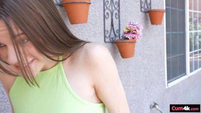 Cum Drain Freaks Out Over Her Messy Hole - sexu.com