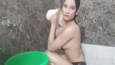 Stepsister Ka Bathroom Mms Video Viral - desi-porntube.com - India