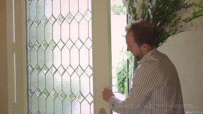 Kelly Madison - Men Vs. Women - Starring: Kelly Madison - PornFidelity - hotmovs.com