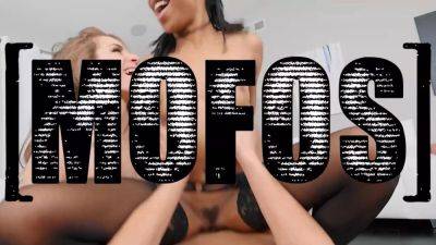 Charles Dera - Nicole Aria - Stunning realtor Nicole Aria reminds Charles Dera who she is by flashing her spectacular bootie to him - mofos - sexu.com