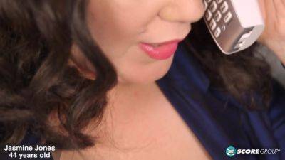 A big-titted, 40something housewife named Jasmine - hotmovs.com