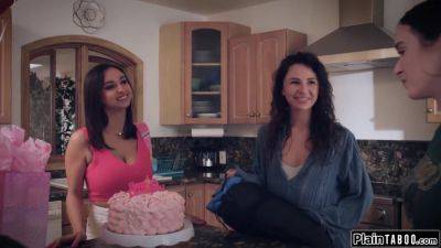 Stepdads scheme to fuck his stepdaughter n gf works out well - hotmovs.com