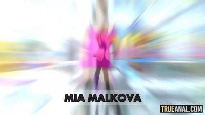 Zoe Bloom - True Anal a narrow fit for Zoe Bloom - sexu.com