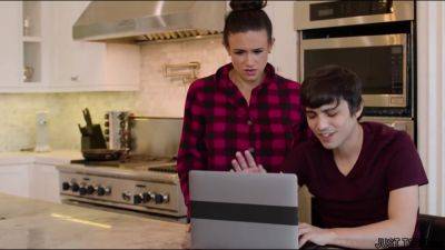 Oh stepmommy, you're my favorite fuck! - hotmovs.com