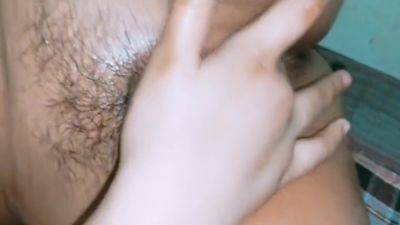 Desi Girl Fingering Pussy With Oil Sex - desi-porntube.com - India