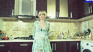 Rubbing myself against my pregnant stepmother's pussy - ah-me.com