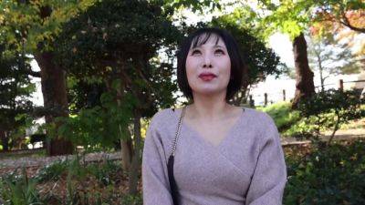 0009626_ムッチリ 人妻NTR 口淫などが含まれている - txxx.com - Japan