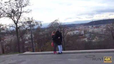 Hunt4k. cuckold can’t stop his girlfriend selling her highly hot figure - sexu.com - Czech Republic