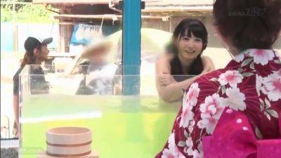 250508あの車両に誘って美女ギャルとズコバコj2 - upornia.com
